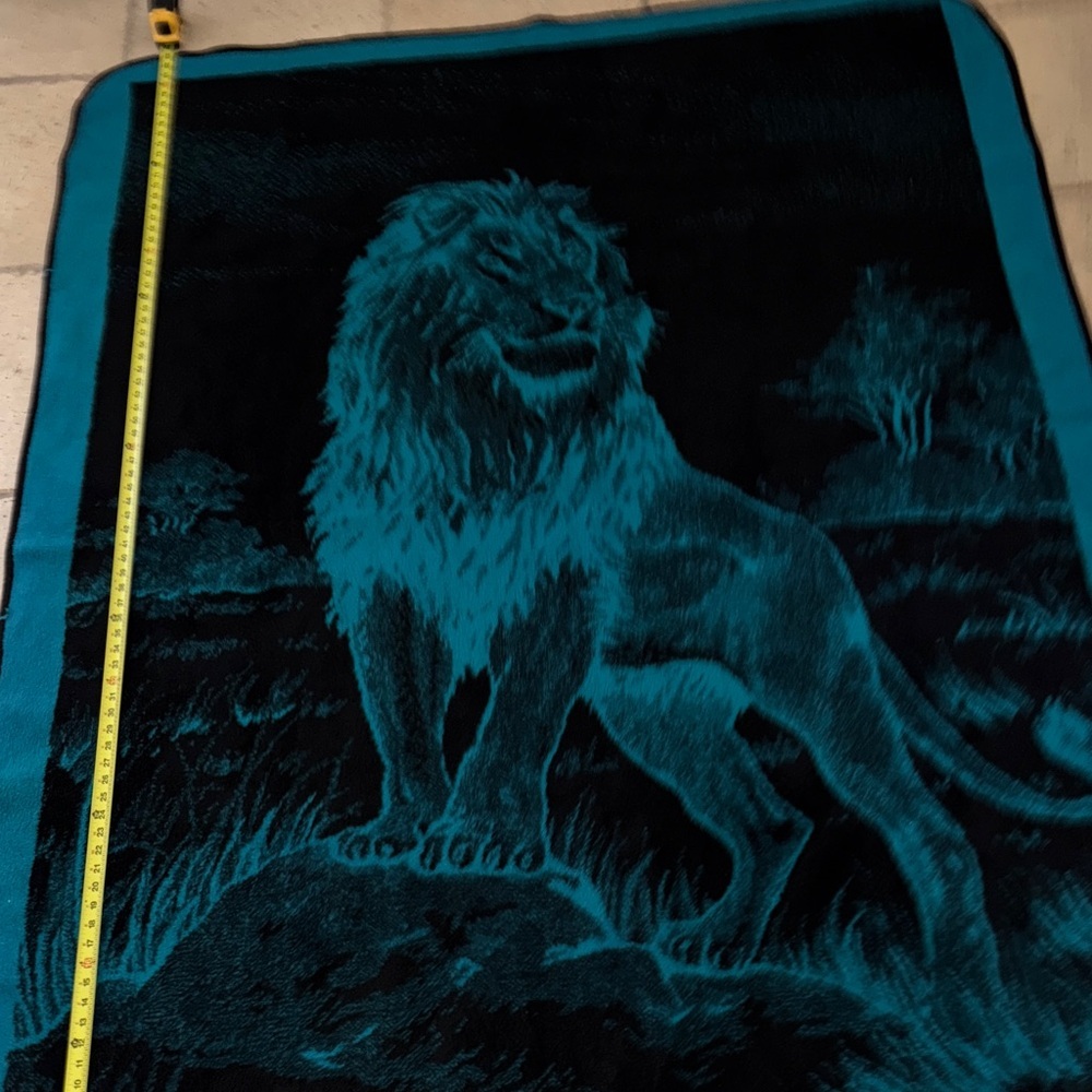 Vintage Gently Loved Reversible Lion Blanket Teal&Black By San Marcos